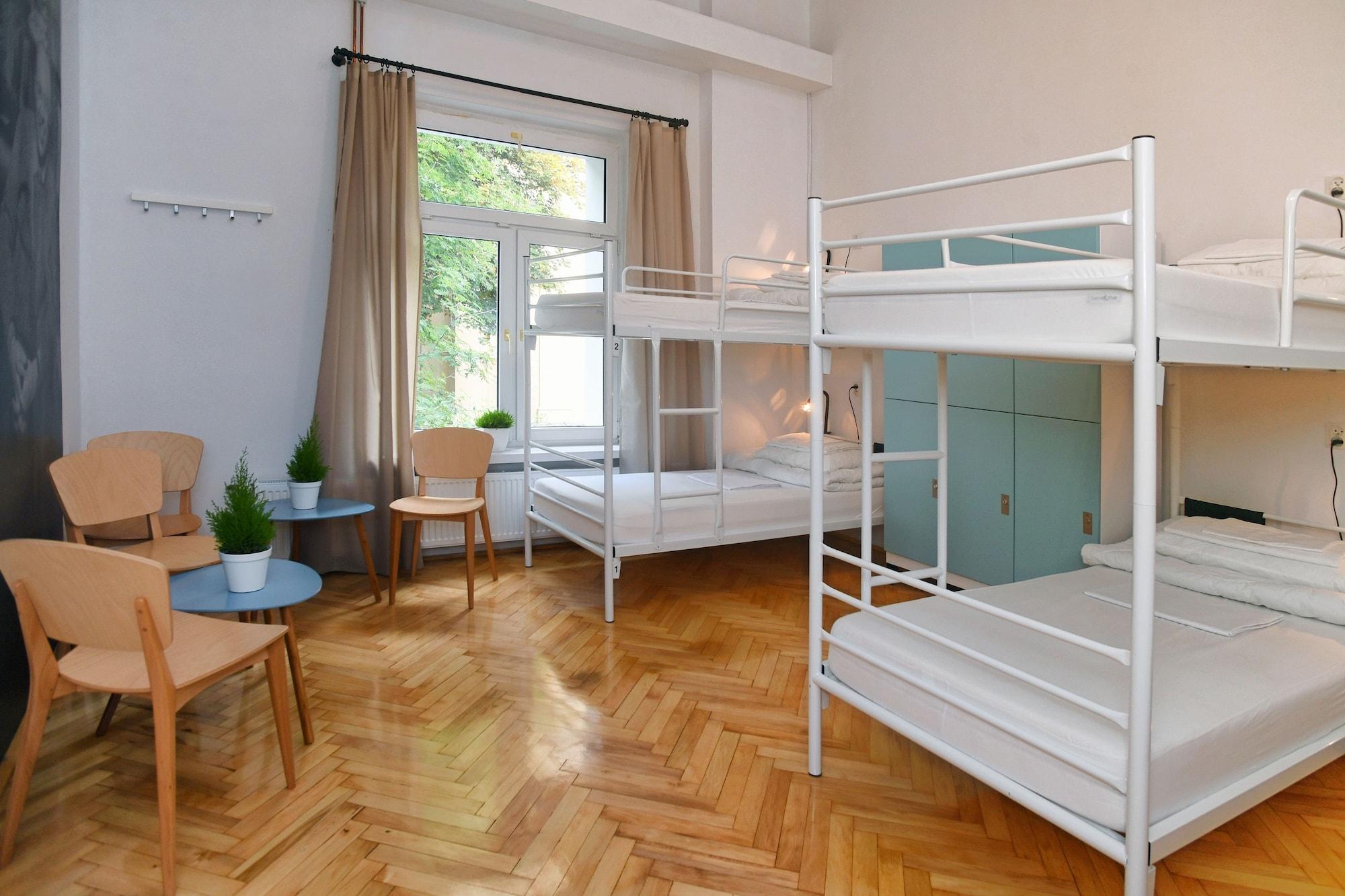 Warsaw Hostel Centrum Private Rooms & Dorms Εξωτερικό φωτογραφία