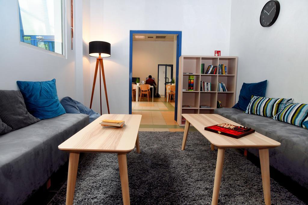 Warsaw Hostel Centrum Private Rooms & Dorms Εξωτερικό φωτογραφία